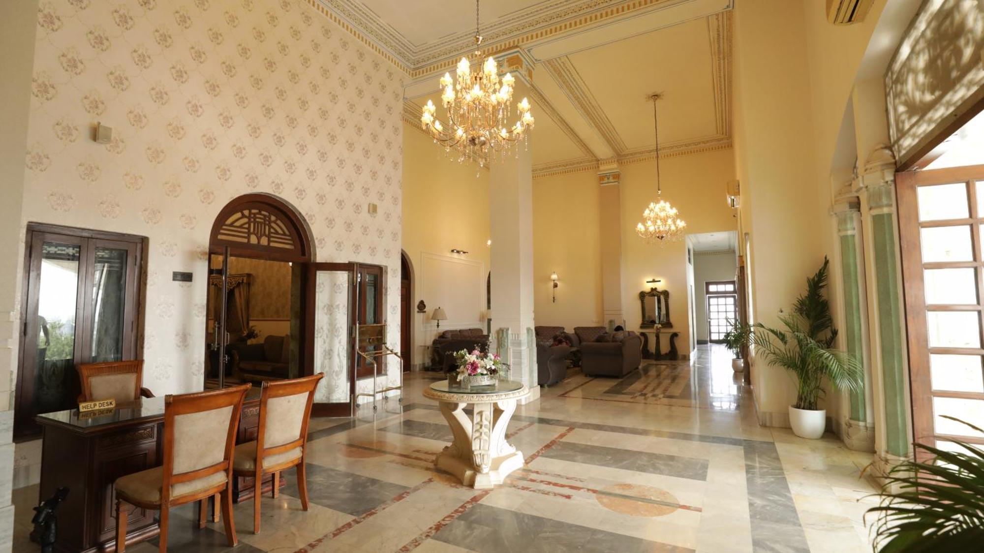 Hotel Merwara Estate- A Luxury Heritage Resort Adžmér Exteriér fotografie