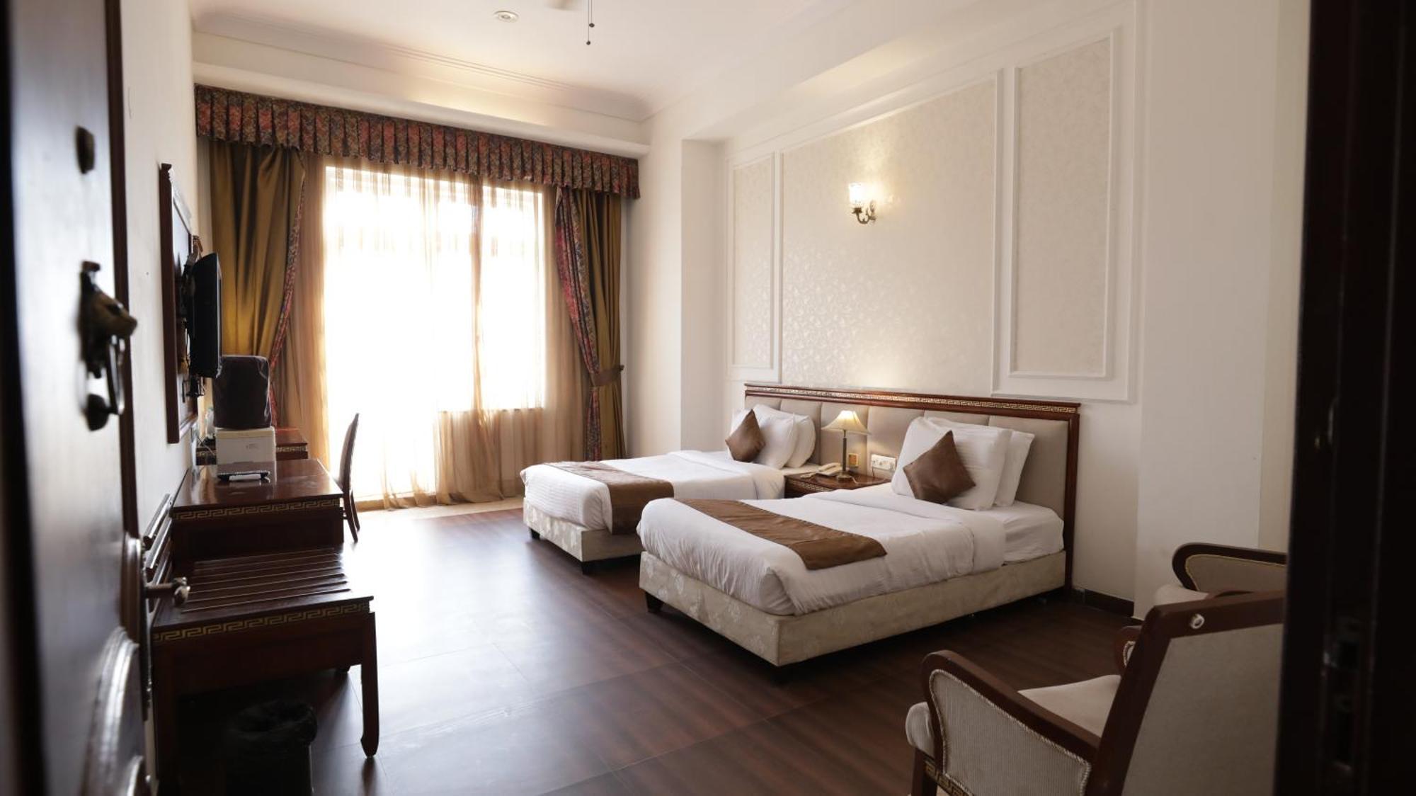 Hotel Merwara Estate- A Luxury Heritage Resort Adžmér Exteriér fotografie