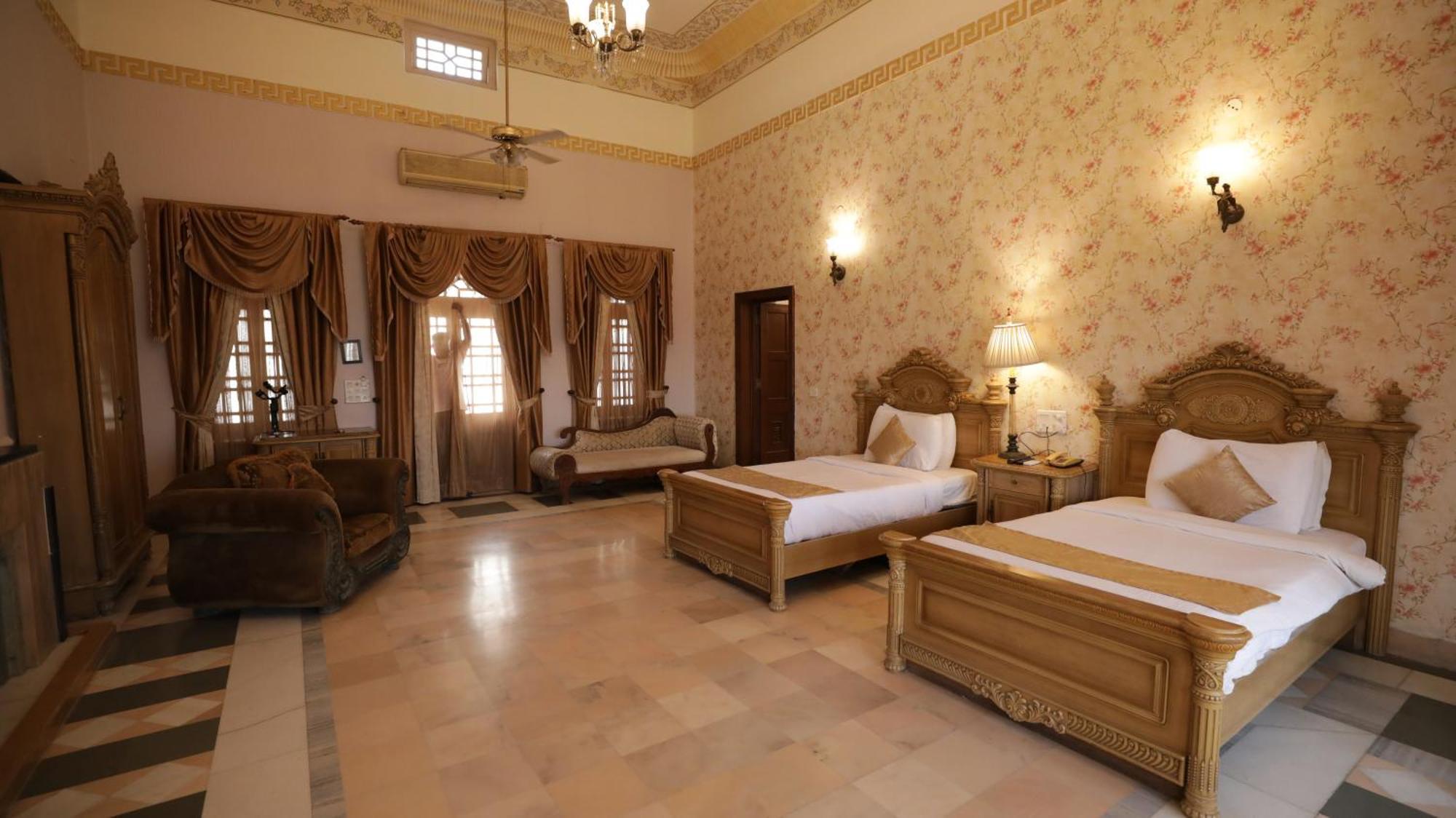 Hotel Merwara Estate- A Luxury Heritage Resort Adžmér Exteriér fotografie