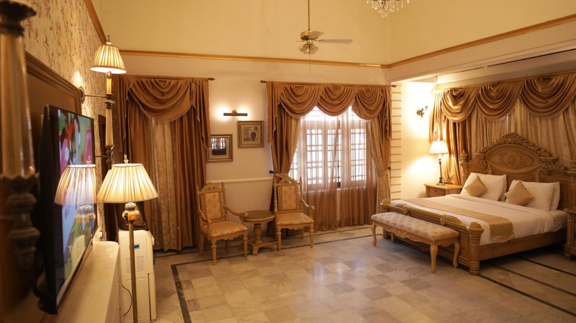 Hotel Merwara Estate- A Luxury Heritage Resort Adžmér Exteriér fotografie