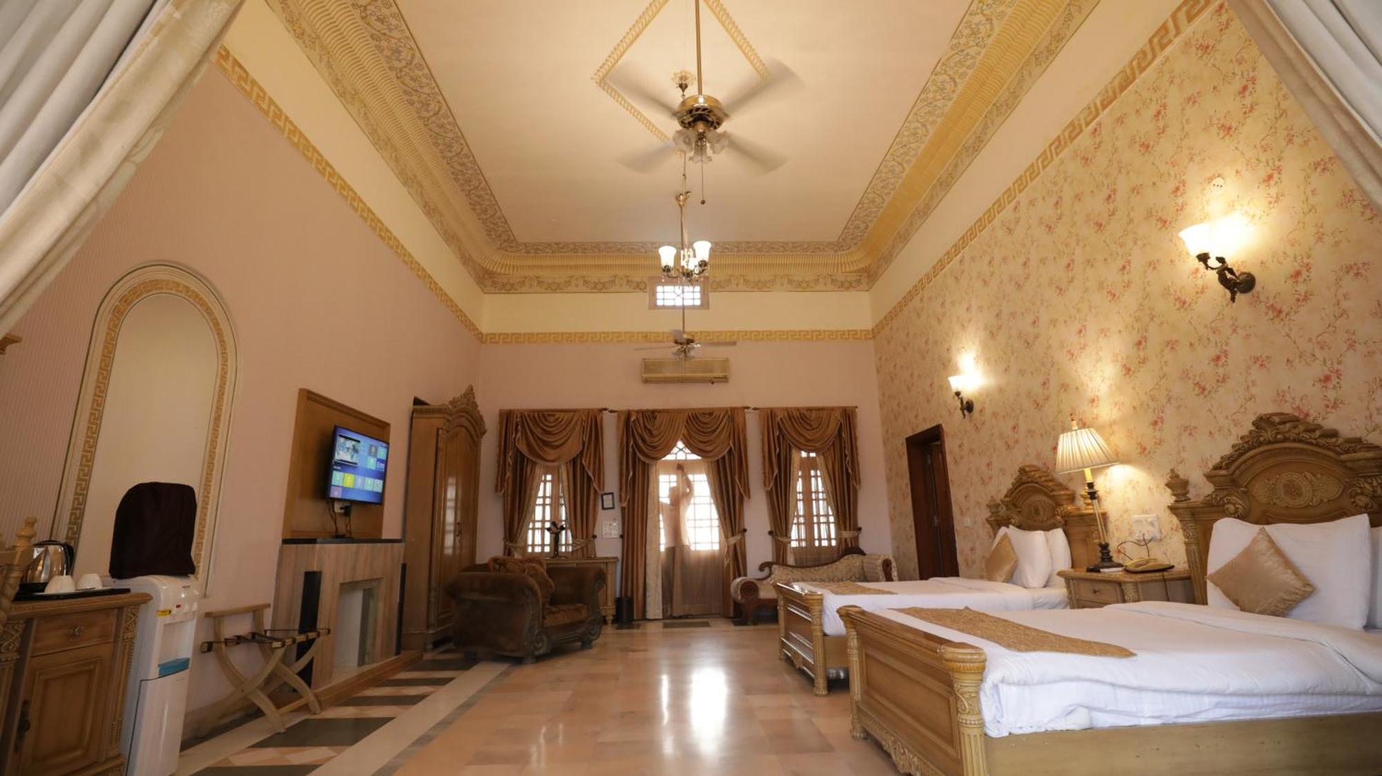 Hotel Merwara Estate- A Luxury Heritage Resort Adžmér Exteriér fotografie