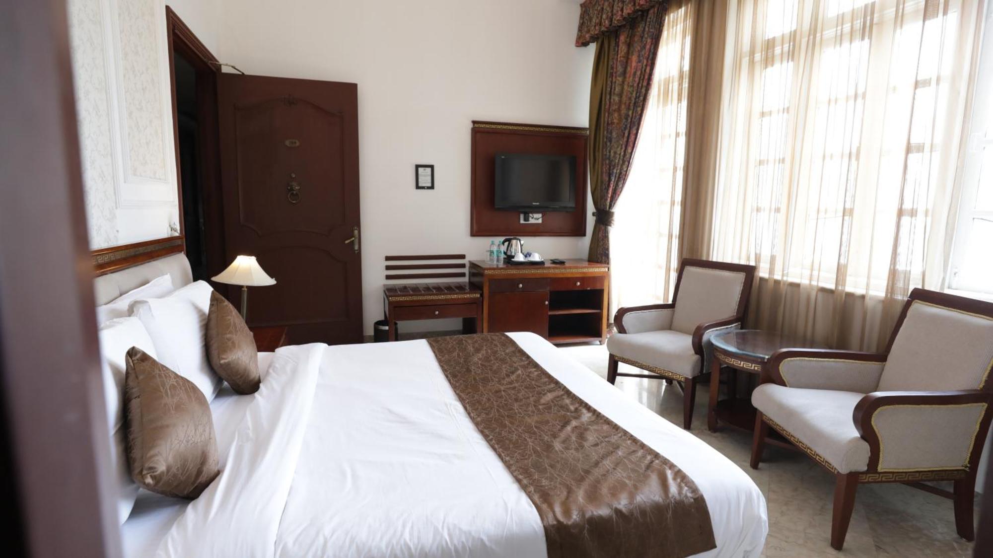 Hotel Merwara Estate- A Luxury Heritage Resort Adžmér Exteriér fotografie
